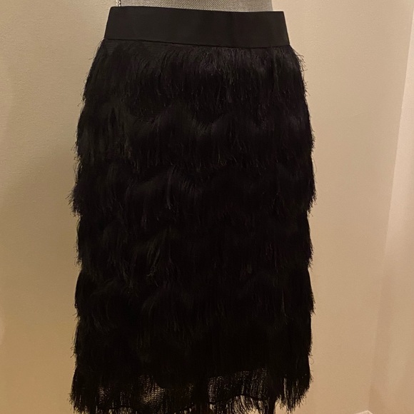 J McLaughlin Womens Black Layered Fringe Skirt.in a Chevron Pattern / Waist 28 - Picture 2 of 13